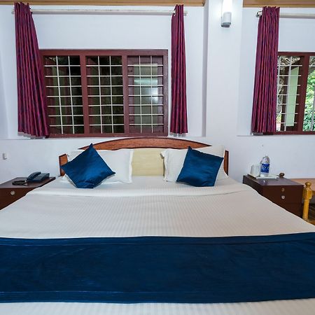 Oyo 10262 Hotel Munnar Rock Extérieur photo