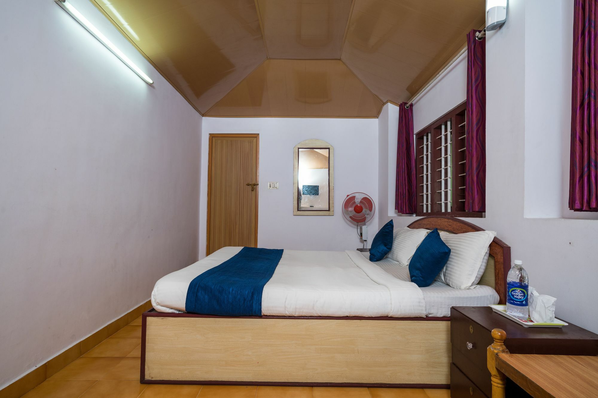 Oyo 10262 Hotel Munnar Rock Extérieur photo