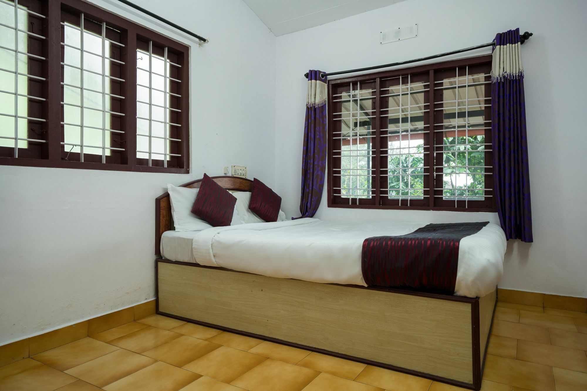 Oyo 10262 Hotel Munnar Rock Extérieur photo